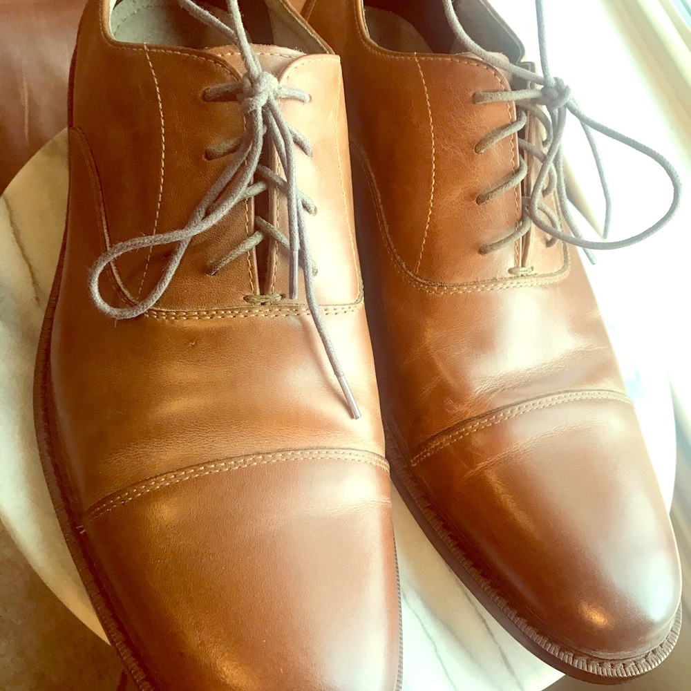 Banana Republic Italian Oxford shoes Cognac